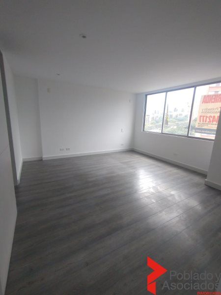 Apartamento de 1 alcoba en arriendo en Los Balsos, Medellín, 97 m² · foto 2 de 8