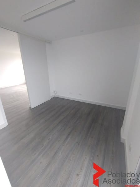 Apartamento de 1 alcoba en arriendo en Los Balsos, Medellín, 97 m² · foto 3 de 8