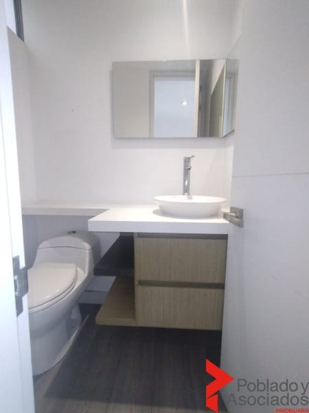 Apartamento de 1 alcoba en arriendo en Los Balsos, Medellín, 97 m² · foto 8 de 8