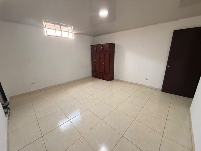 Apartamento de 2 alcobas en arriendo en Andalucia, Medellín, 80 m² · foto 7 de 11