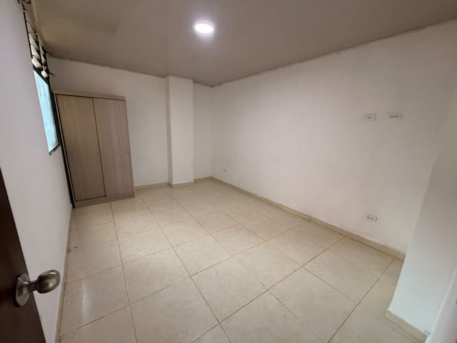 Apartamento de 2 alcobas en arriendo en Andalucia, Medellín, 80 m² · foto 8 de 11