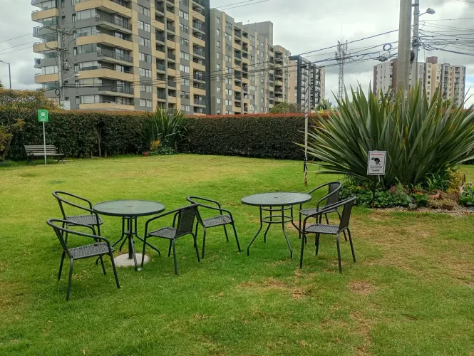 Apartamento de 3 alcobas en venta en San Cipriano, Bogotá, 63 m² · foto 21 de 21
