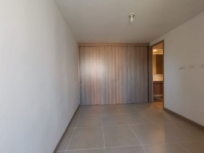 Apartamento de 3 alcobas en arriendo en Loma De La Doctora, Sabaneta, 80 m² · foto 14 de 16
