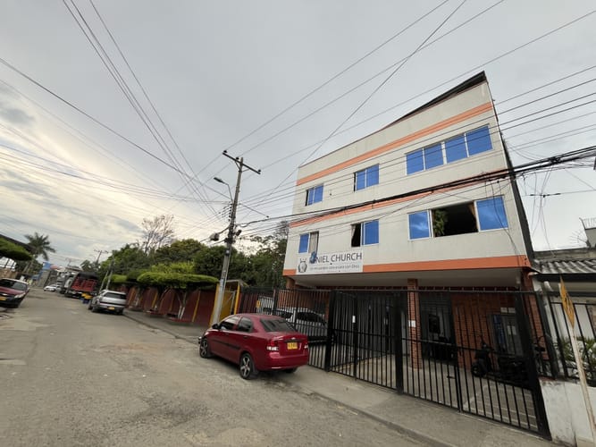 Apartaestudio en arriendo en Popular, Cali, 60 m² · foto 2 de 17