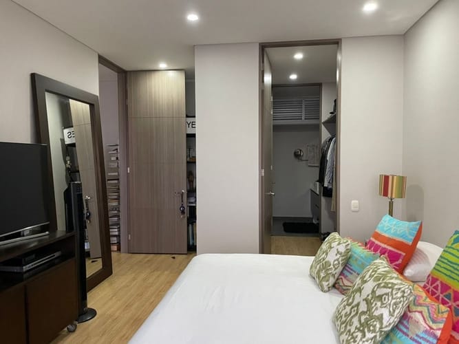 Apartamento de 2 alcobas en venta en El Poblado, Medellín, 143 m² · foto 14 de 16