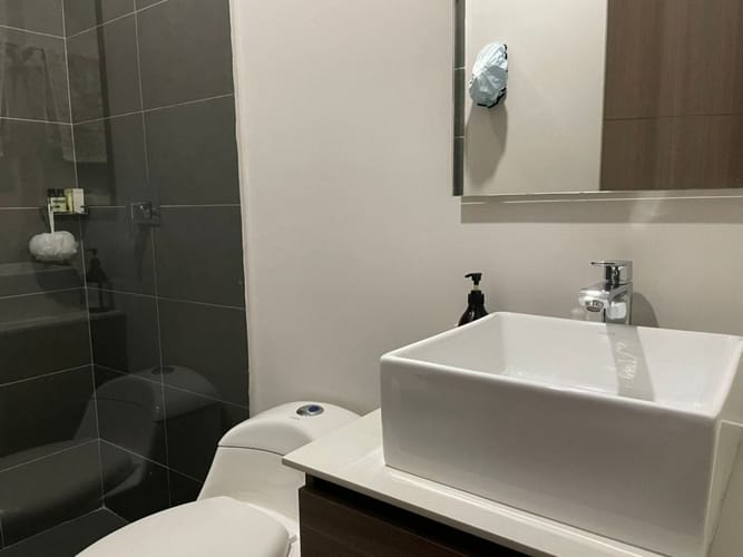 Apartamento de 2 alcobas en venta en El Poblado, Medellín, 143 m² · foto 8 de 16