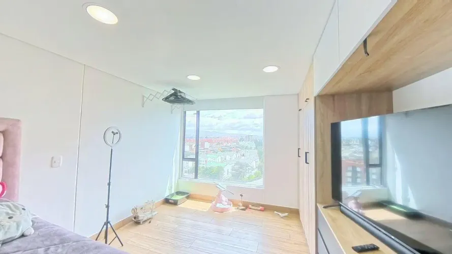 Apartamento de 1 alcoba en venta en Engativá, Bogotá, 29 m² · foto 2 de 22