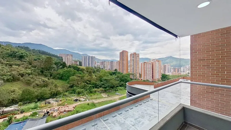 Apartamento de 2 alcobas en venta en Monteazul, Sabaneta, 68 m² · foto 4 de 24