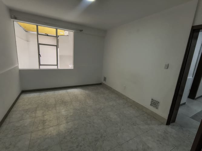 Apartamento de 1 alcoba en arriendo en La Macarena, Bogotá, 74 m² · foto 8 de 15