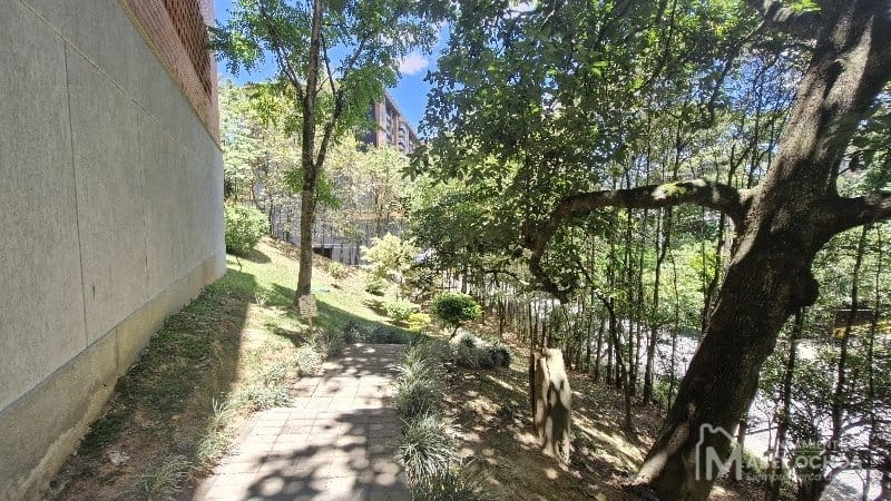 Apartamento de 2 alcobas en arriendo en Loma El Atravesado, Envigado, 80 m² · foto 16 de 17