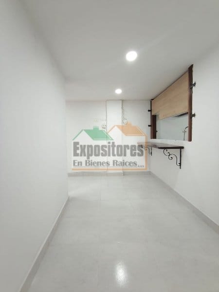 Apartamento de 3 alcobas en arriendo en San Lucas, Medellín, 61 m² · foto 3 de 16