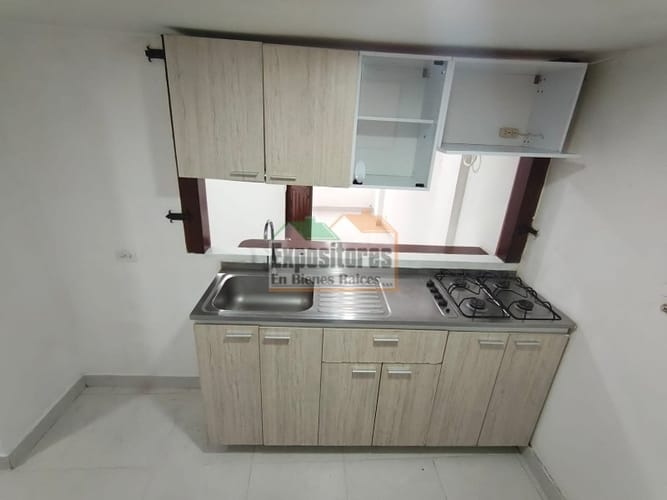 Apartamento de 3 alcobas en arriendo en San Lucas, Medellín, 61 m² · foto 4 de 16