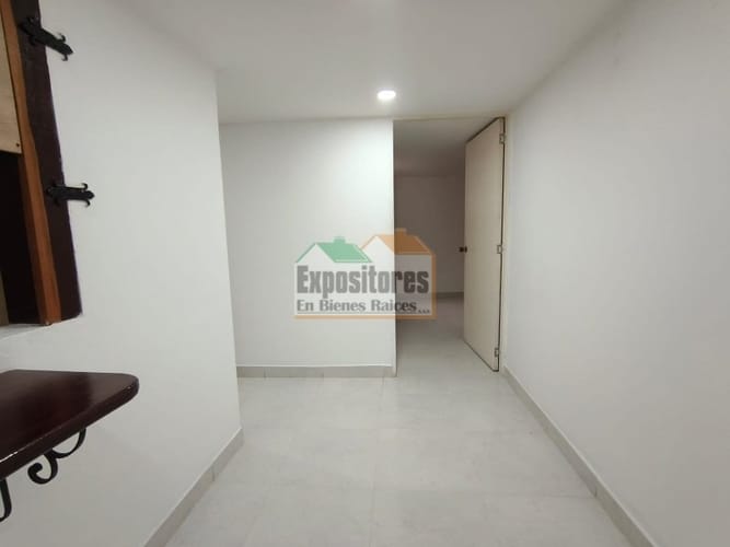 Apartamento de 3 alcobas en arriendo en San Lucas, Medellín, 61 m² · foto 9 de 16