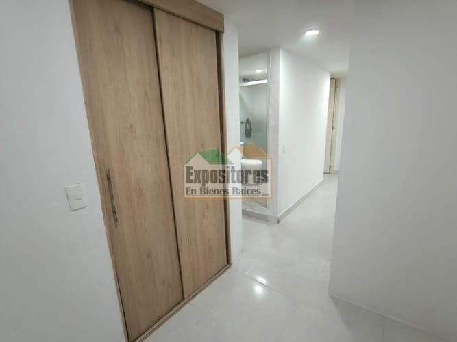 Apartamento de 3 alcobas en arriendo en San Lucas, Medellín, 61 m² · foto 13 de 16