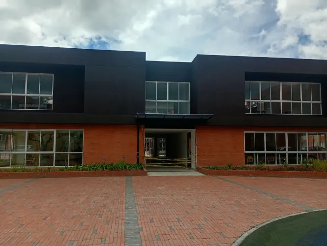 Apartamento de 2 alcobas en venta en Hacienda San Jose, Chía, 55 m² · foto 13 de 16