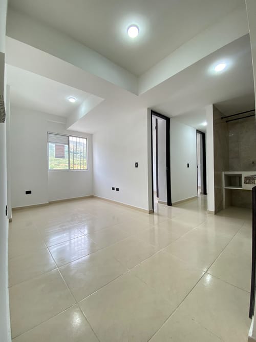 Apartamento de 3 alcobas en arriendo en Aldea Alta, Girón, 52 m² · foto 2 de 10