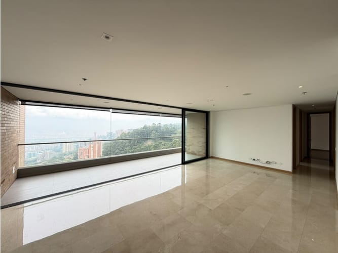 Apartamento en arriendo en El Poblado, Medellín, 170 m² · foto 12 de 24