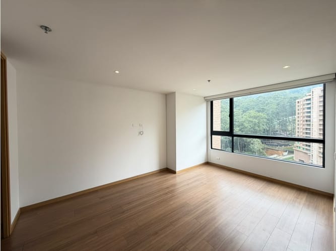 Apartamento en arriendo en El Poblado, Medellín, 170 m² · foto 18 de 24