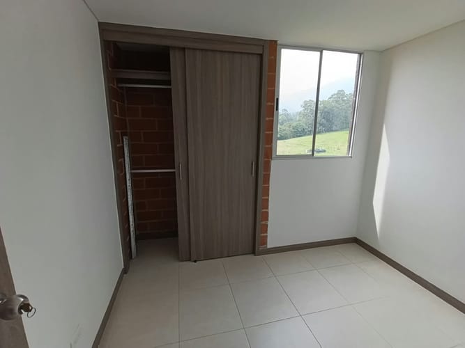 Apartamento de 2 alcobas en arriendo en La Ferreira, La Estrella, 70 m² · foto 7 de 15