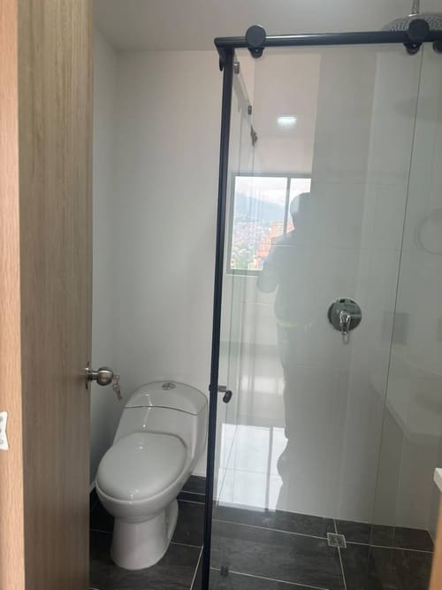 Apartamento de 3 alcobas en arriendo en Calasanz, Medellín, 85 m² · foto 5 de 24