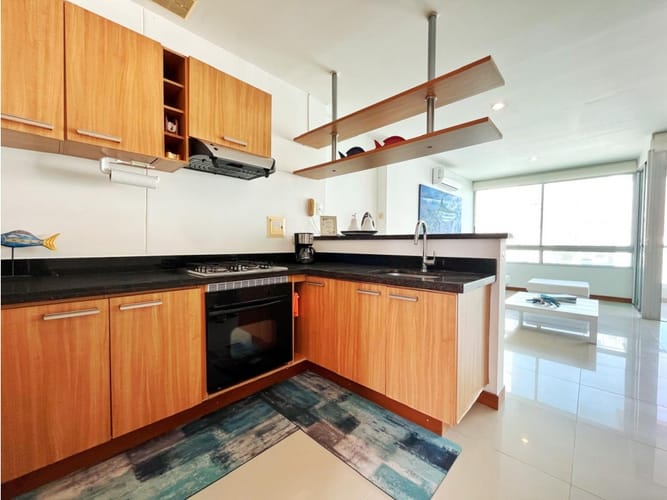 Apartamento de 2 alcobas en arriendo en Castillogrande, Cartagena, 104 m² · foto 11 de 12