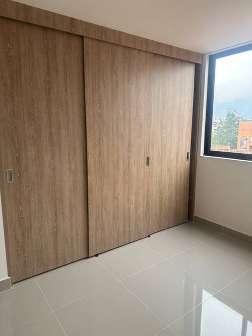 Apartamento de 3 alcobas en arriendo en Calasanz, Medellín, 85 m² · foto 12 de 24