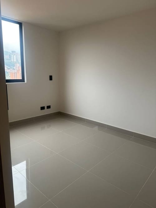 Apartamento de 3 alcobas en arriendo en Calasanz, Medellín, 85 m² · foto 13 de 24