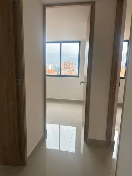 Apartamento de 3 alcobas en arriendo en Calasanz, Medellín, 85 m² · foto 19 de 24