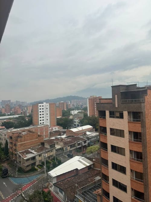 Apartamento de 3 alcobas en arriendo en Calasanz, Medellín, 85 m² · foto 23 de 24