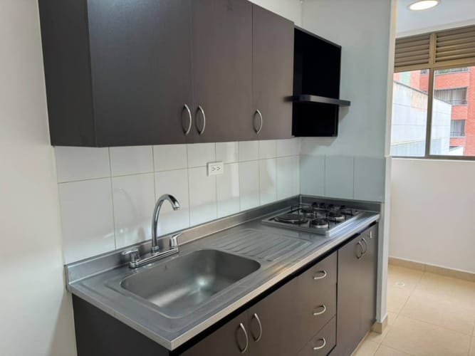 Apartamento de 3 alcobas en arriendo en Vía Las Palmas, Medellín, 70 m² · foto 2 de 24