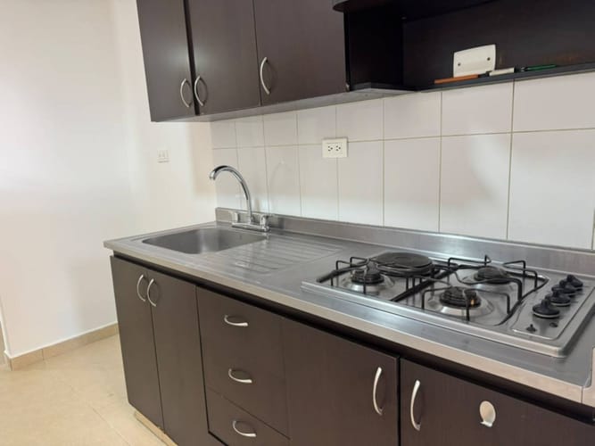 Apartamento de 3 alcobas en arriendo en Vía Las Palmas, Medellín, 70 m² · foto 3 de 24