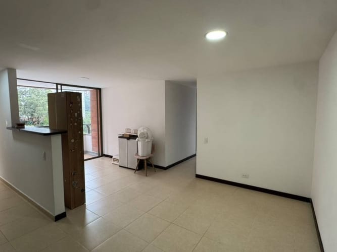 Apartamento de 3 alcobas en arriendo en Vía Las Palmas, Medellín, 70 m² · foto 5 de 24