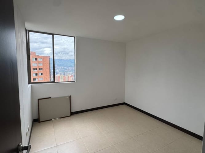 Apartamento de 3 alcobas en arriendo en Vía Las Palmas, Medellín, 70 m² · foto 16 de 24