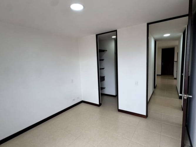 Apartamento de 3 alcobas en arriendo en Vía Las Palmas, Medellín, 70 m² · foto 17 de 24