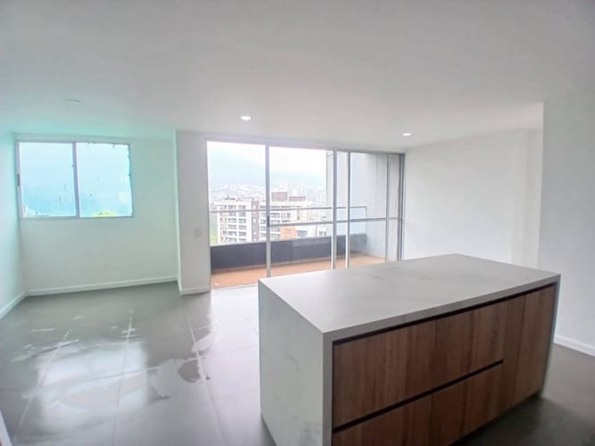 Apartamento de 2 alcobas en arriendo en Pan De Azucar, Sabaneta, 75 m² · foto 2 de 18