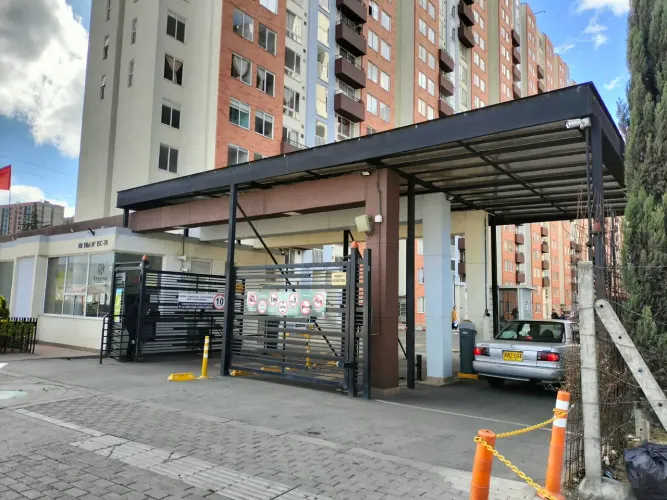 Apartamento de 3 alcobas en venta en Fontibon, Bogotá, 47 m² · foto 15 de 24