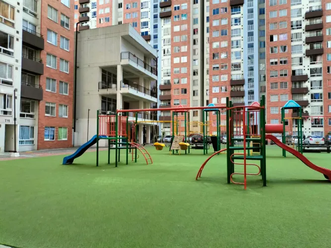 Apartamento de 3 alcobas en venta en Fontibon, Bogotá, 47 m² · foto 21 de 24