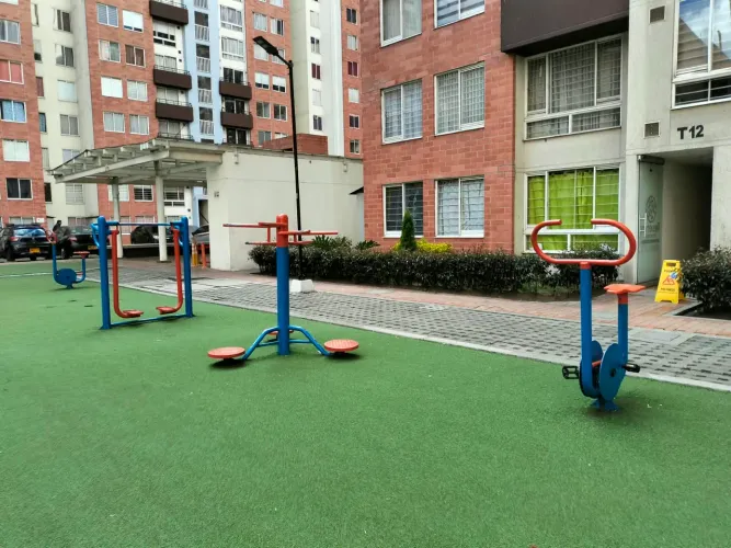 Apartamento de 3 alcobas en venta en Fontibon, Bogotá, 47 m² · foto 23 de 24