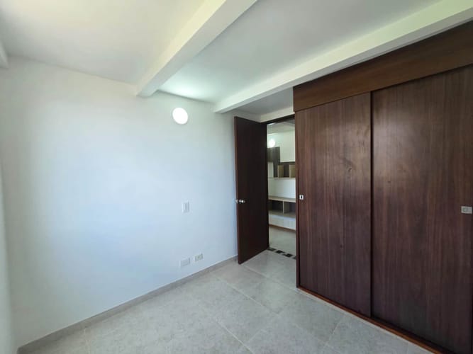 Apartamento de 3 alcobas en venta en Viviendas Del Sur, Medellín, 64 m² · foto 16 de 18
