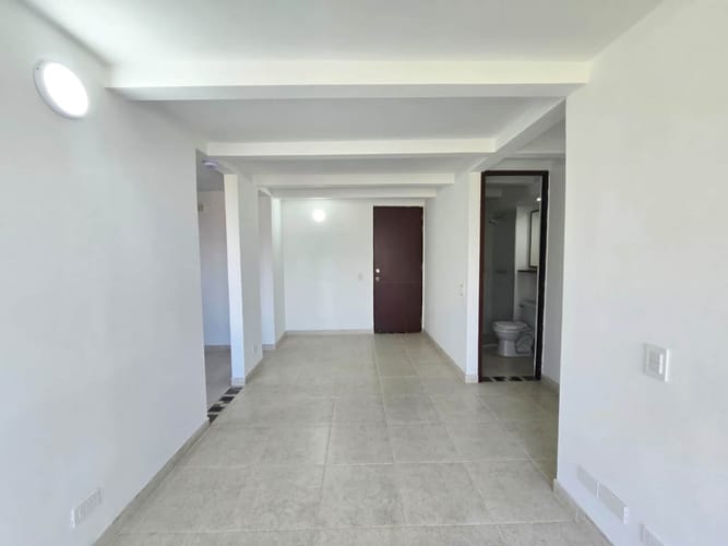 Apartamento de 3 alcobas en venta en Viviendas Del Sur, Medellín, 64 m² · foto 6 de 18