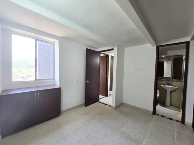 Apartamento de 3 alcobas en venta en Viviendas Del Sur, Medellín, 64 m² · foto 12 de 18