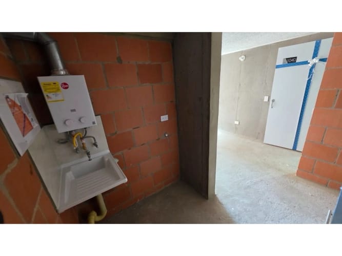 Apartamento de 5 alcobas en venta en Fontibon, Bogotá, 44 m² · foto 3 de 24