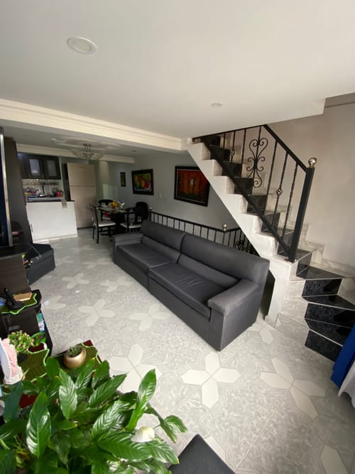 Casa de 8 alcobas en venta en Alcala, Bogotá, 132 m² · foto 5 de 12