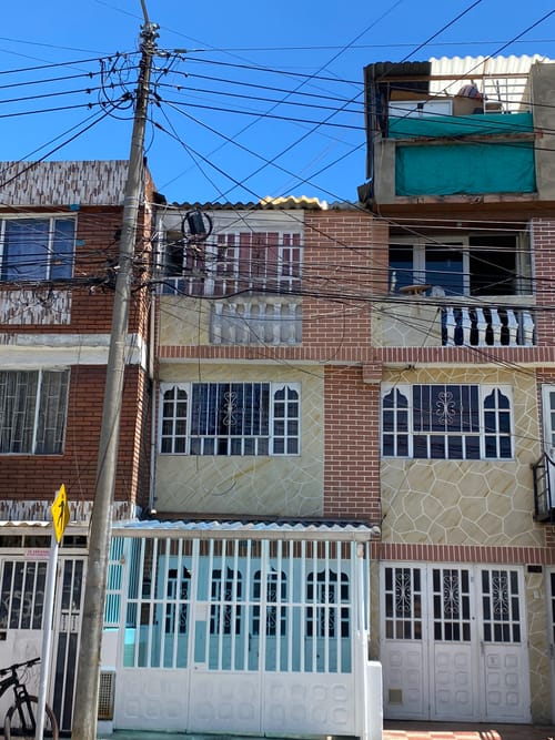 Casa de 8 alcobas en venta en Alcala, Bogotá, 132 m² · foto 12 de 12