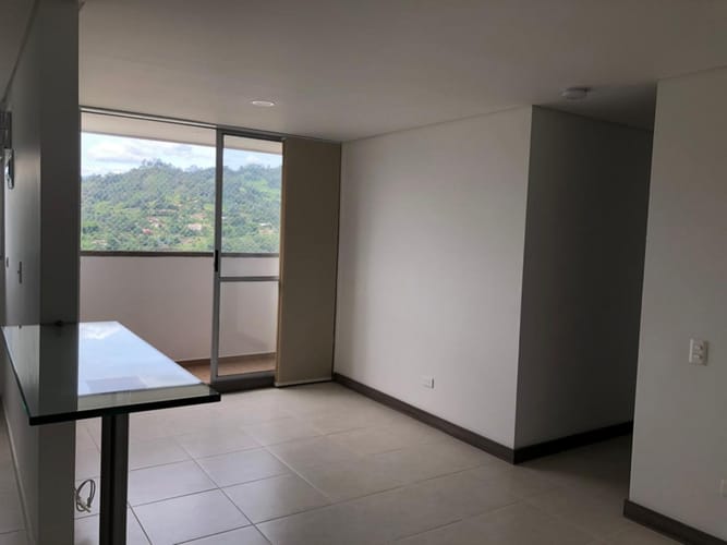 Apartamento de 3 alcobas en venta en La Tablaza, La Estrella, 64 m² · foto 2 de 10