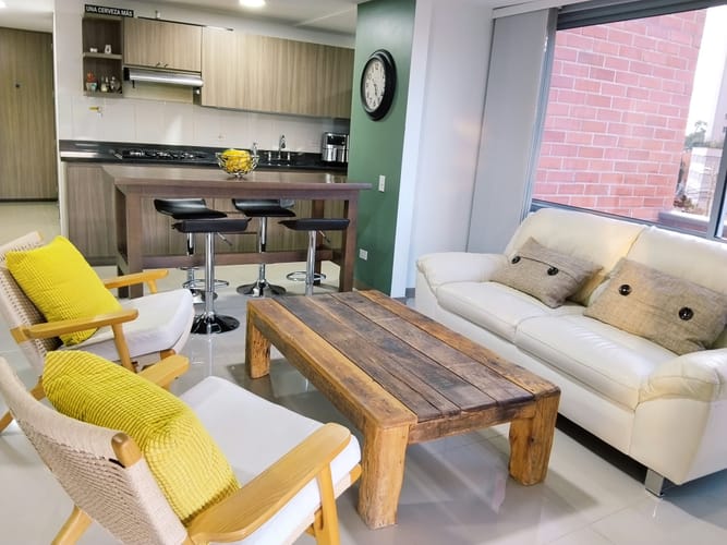 Apartamento de 3 alcobas en venta en Barro Blanco, Rionegro, 156 m² · foto 2 de 14