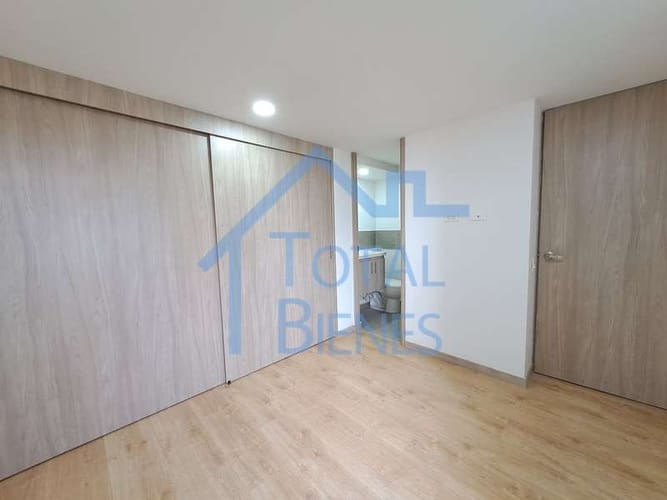 Apartamento de 3 alcobas en venta en Las Lomitas, Sabaneta, 70 m² · foto 9 de 10