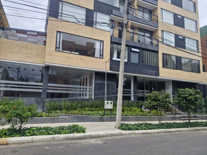 Apartamento de 1 alcoba en venta en Chicó Navarra, Bogotá, 49 m² · foto 16 de 18