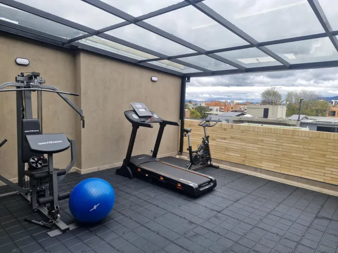 Apartamento de 1 alcoba en venta en Chicó Navarra, Bogotá, 49 m² · foto 17 de 18