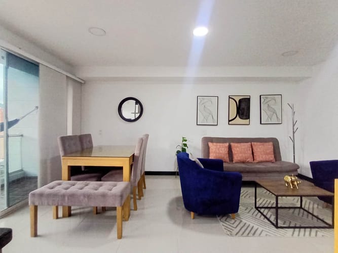 Apartamento de 3 alcobas en arriendo en Laureles, Medellín, 101 m² · foto 2 de 19